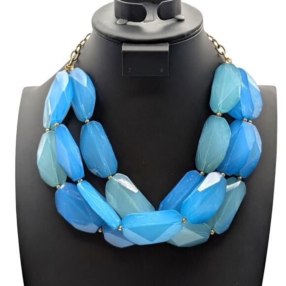 Chunky Three Strand Blue Green Acrylic/Lucite Beaded Statement 18"-23" Necklace - Picture 4 of 4